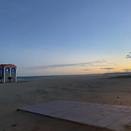 Bleu Riviera Lumiere, Calme Et Air Marin