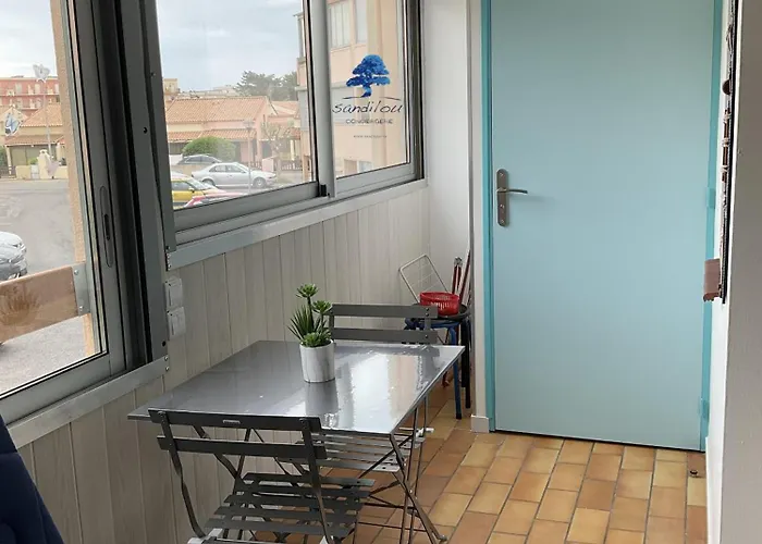 Bleu Riviera Lumiere, Calme Et Air Marin Пор-ла-Нувель